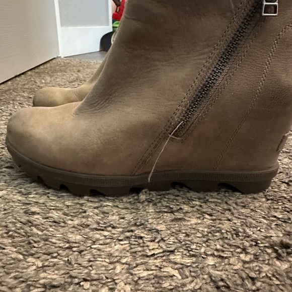 SOREL woman’s 8 - Picture 1 of 3